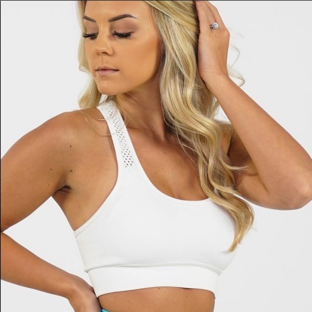 White Arrow seamless bra